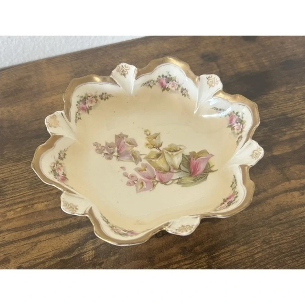 Antique RS Prussia Germany‎ Floral Decorative Footed 7